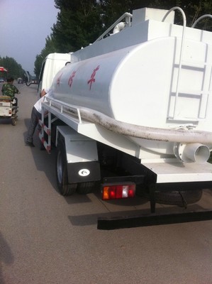 山西大同三輪吸糞車 結(jié)構、工作原理與價格分析