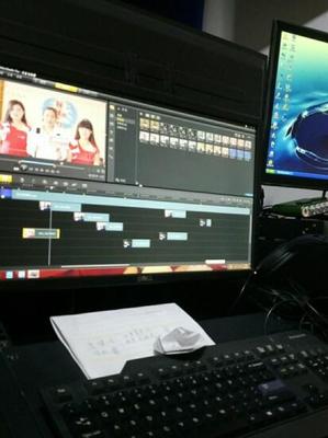 導播臺錄音制作師的低調_活動花絮_2017雙陽區(qū)誠信商家與個人&ldquo;新年團拜&rdquo;視頻圖片展_雙陽之窗